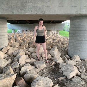 Meet your Posher, Amber